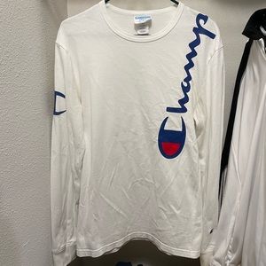 Champion Long Sleeve🌟